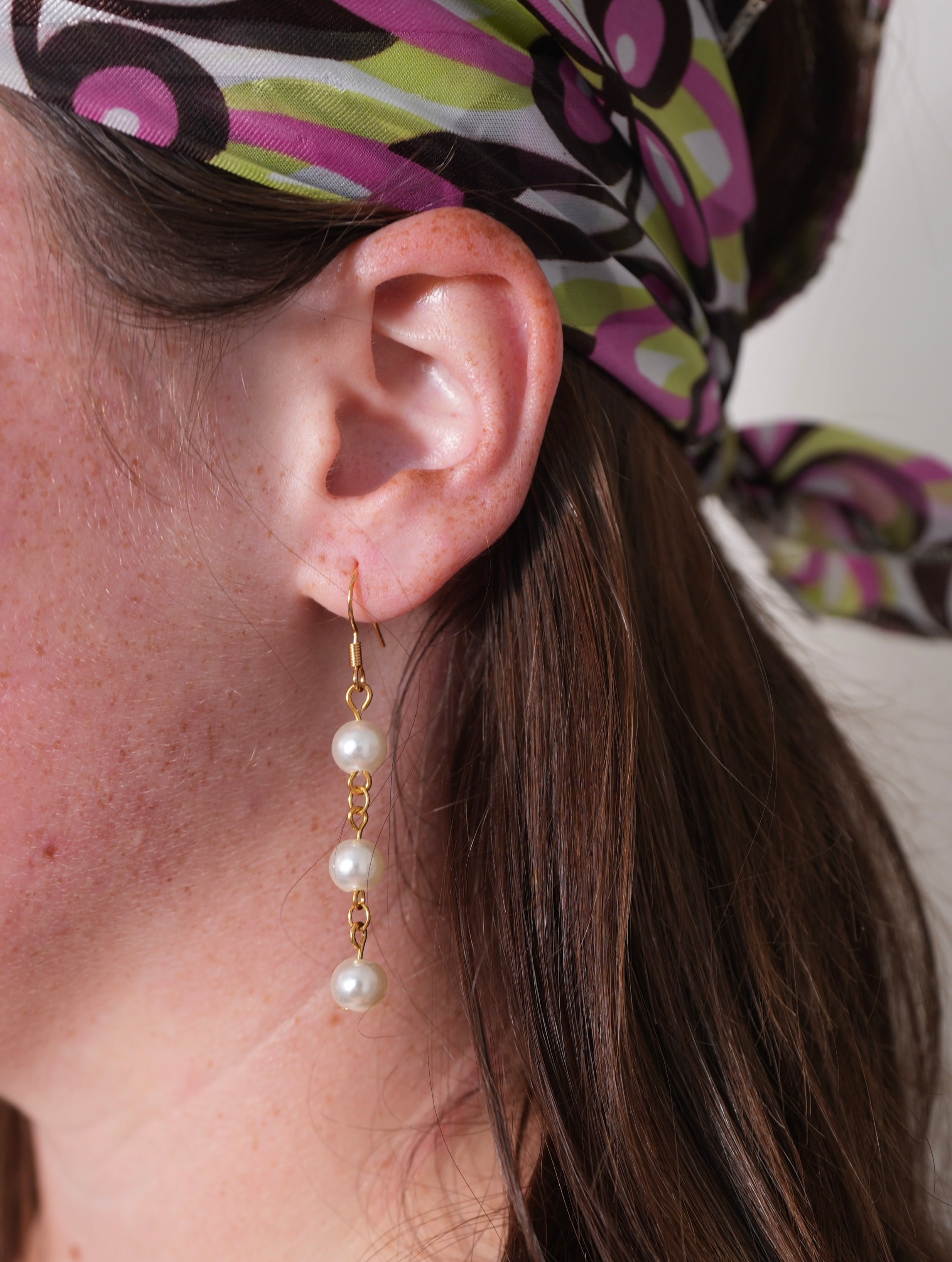 Small Pearled Earrings