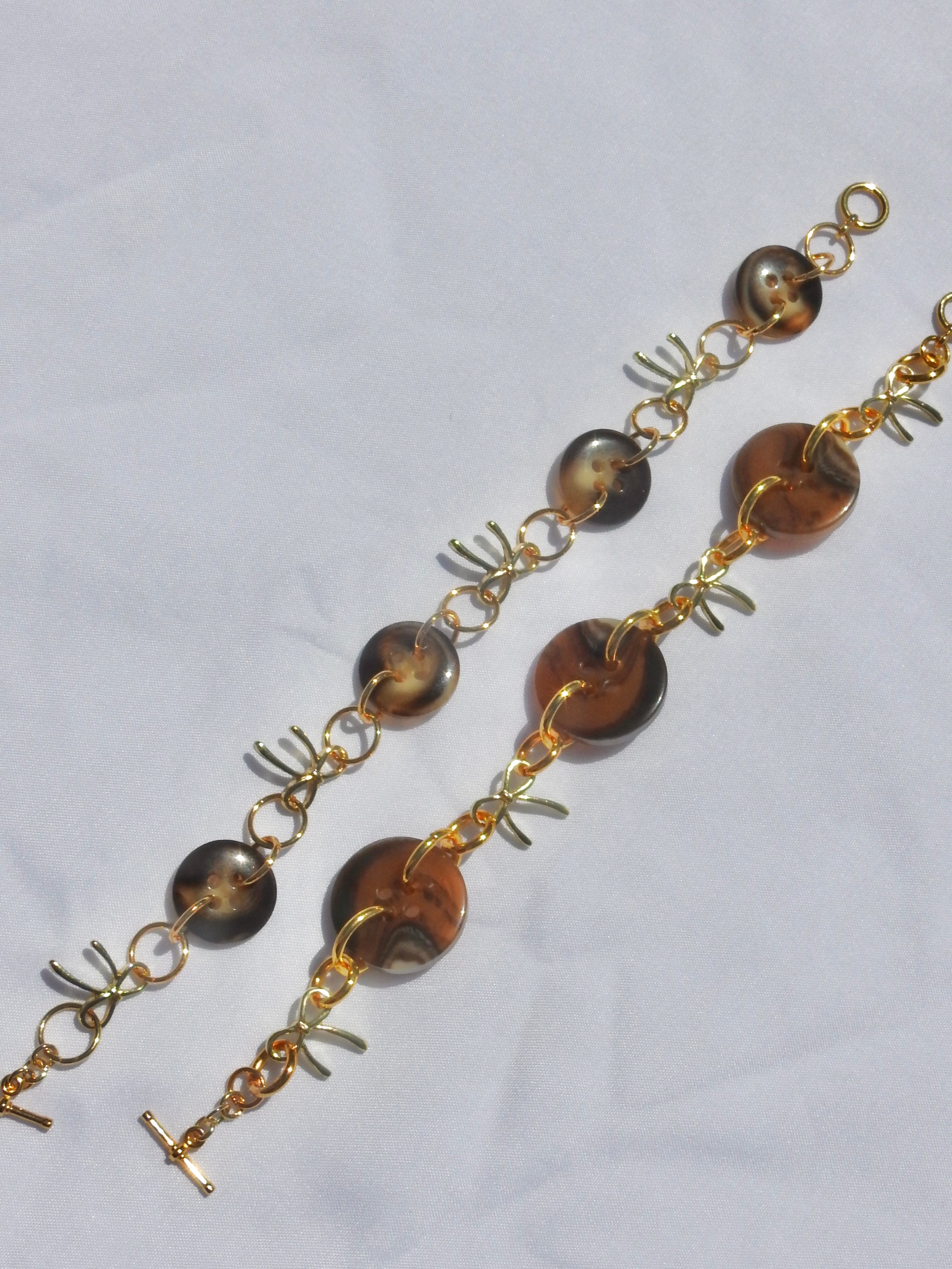 Buttons & Bows Brown Bracelet